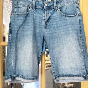 Levi's Classic Blue Denim Women's Shorts